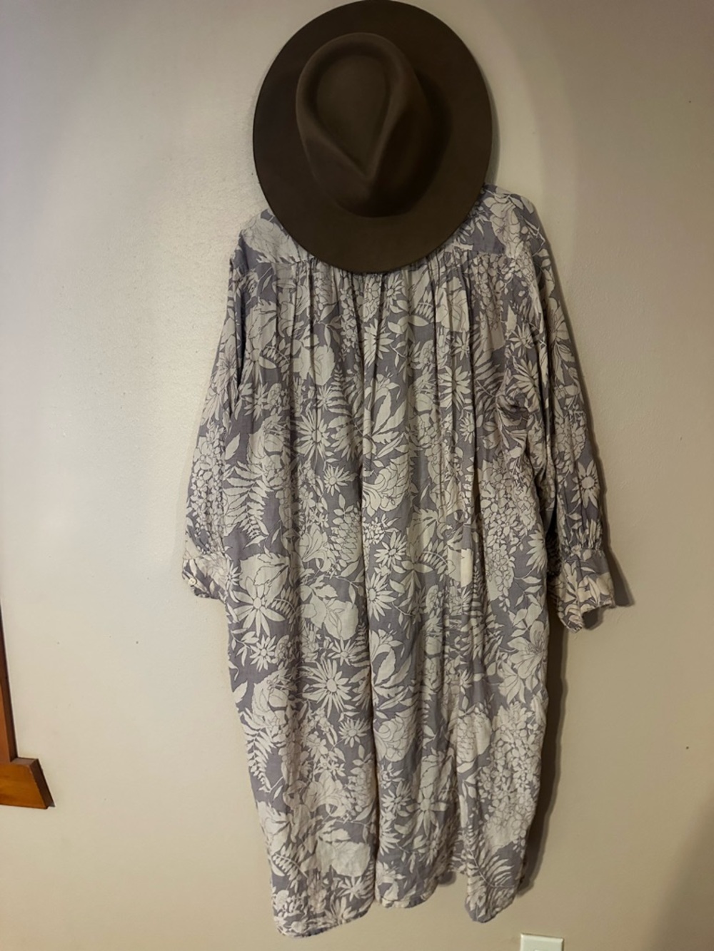 Magnolia Pearl Cordelia top - Picture 2 of 2